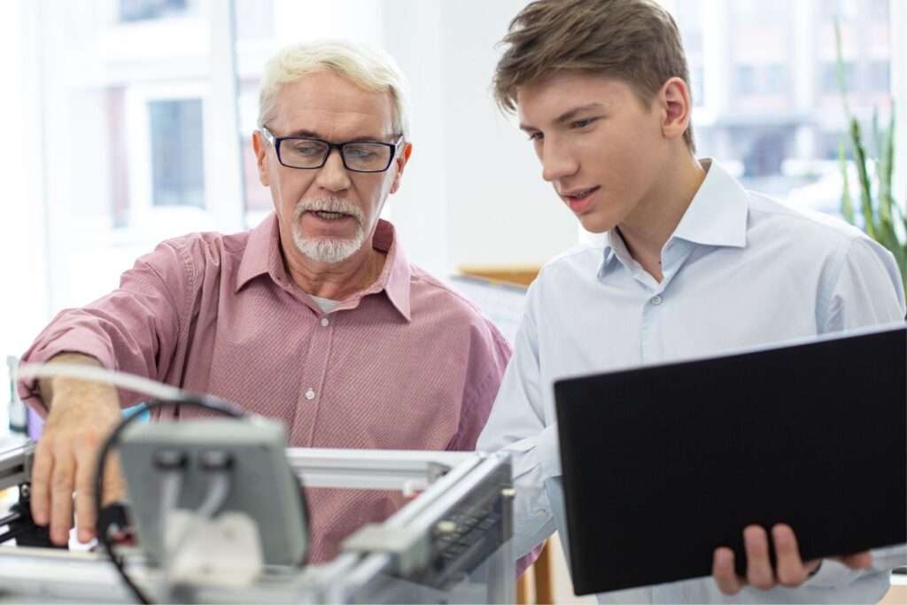 aevo online - ausbildereignungsprüfung - ausbildungsbeauftragte | aevo online ausbildungsbeauftragte mit azubi bei aevo prüfung