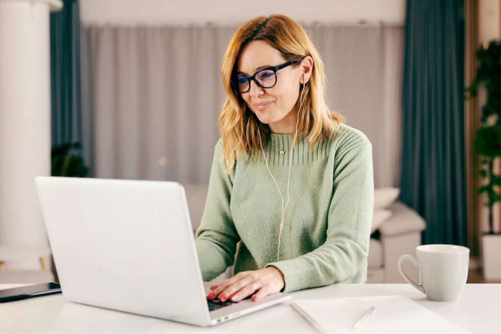 aevo online - training - homeoffice | aevo online ausbildungsbeauftragte macht ein training im homeoffice