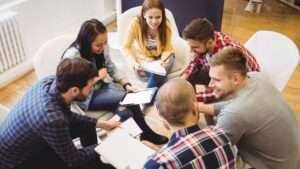 ausbildungsbeauftragte in einem inhouse training oder workshop eine beurteilung vor